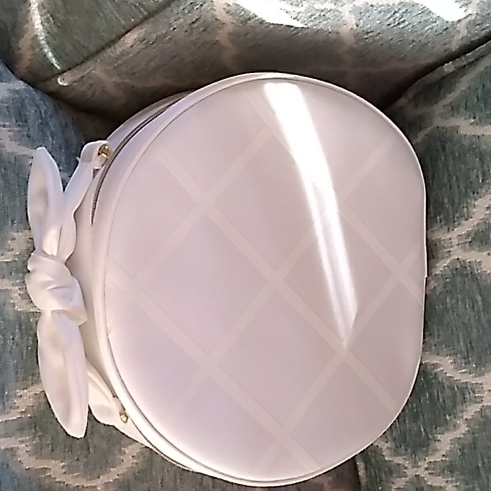 New Makeup bag